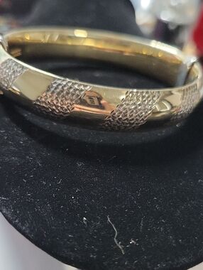 Gold Plated 925 Textured Bangle Bracelet